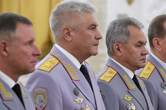 Сенаторы предлагают «добавить время» на обсуждение министров-силовиков