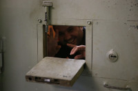 В тюрьмах смогут переводить в одиночные камеры за нарушение порядка
