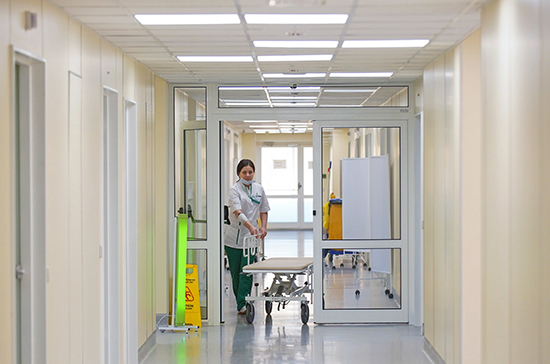 Минтруд: в больницах введут новую соцуслугу для граждан, нуждающихся в постоянном уходе
