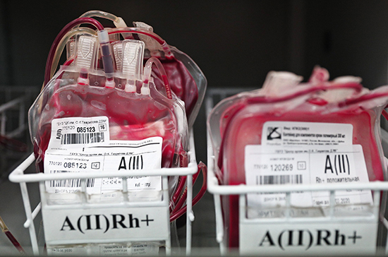 Минздрав предлагает ускорить передачу больным донорской крови