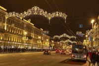 Власти Санкт-Петербурга сократят траты на новогодние гирлянды