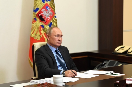 Путин выступил за предоставление «Сириусу» статуса федеральной территории