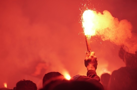 В Риге факельное шествие националистов пройдёт удалённо 