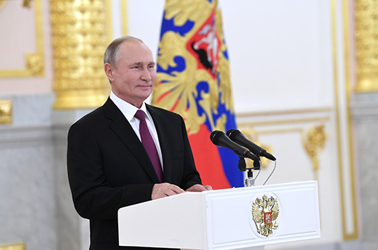 Путин рассчитывает на участие международных организаций в урегулировании в Карабахе
