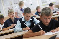 Во всех регионах России с 18 января возобновятся очные занятия в школах