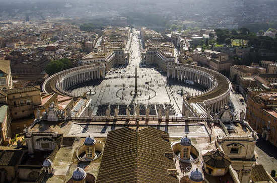 Ватикан стал резиденцией Папы Римского 644 года назад, 17 января 1377 года.