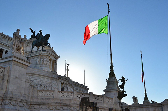 Правительство Италии получило вотум доверия в сенате парламента