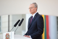 Президент Литвы надеется на «новую страницу» в отношениях с США