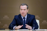 Медведев допустил отключение России от глобального Интернета