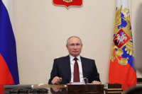 Где поднимают личный флаг Президента России
