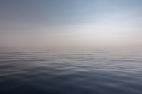 В Баренцевом море рыболовецкий траулер подал сигнал бедствия