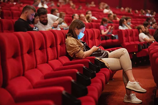 Минкультуры думает над льготными билетами в кинотеатрах