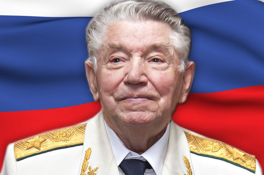 Умер бывший генпрокурор СССР Александр Сухарев