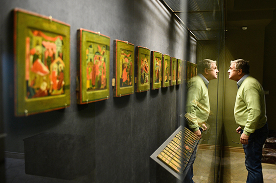 В Москве открылась серия выставок иконописца Журавлева