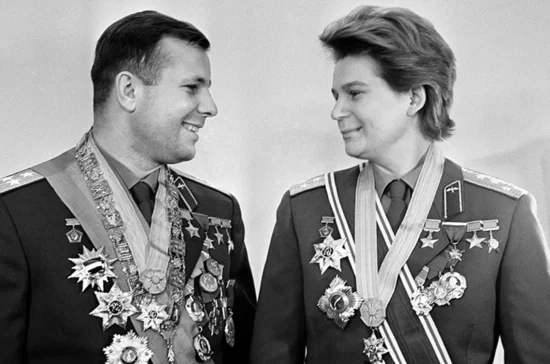 Кого сегодня берут в космонавты