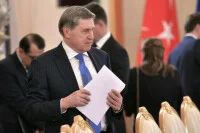 Ушаков: встреча Путина и Байдена может пройти в июне