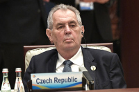 Земан назвал ошибкой признание Чехией независимости Косова 