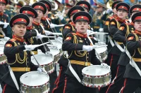 Торжество завершилось песней военного оркестра. Фото: Игорь Самохвалов/ПГ