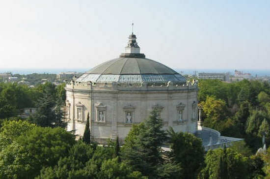 Какой музей  Севастополя самый посещаемый