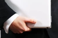 Крымчанам с украинским гражданством могут разрешить занимать госдолжности