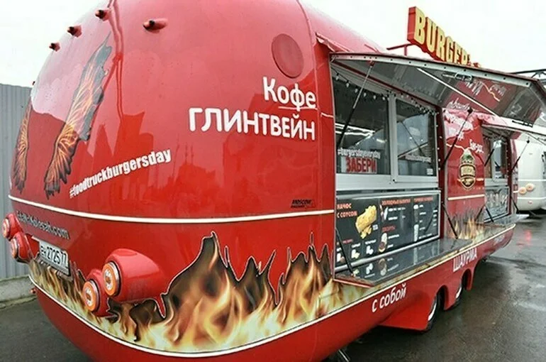 Праздник российских бизнесменов напоминает о кооперативах конца 80-х годов