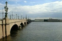 Троицкий мост через Неву открылся 118 лет назад