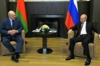 Песков: президенты России и Белоруссии в Сочи обсудили экономику, пандемию и авиасообщение 
