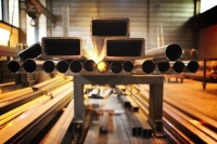 Экономист оценил планы властей ввести дополнительные налоги для металлургов