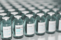 Производителям вакцин от коронавируса хотят ускорить возмещение НДС