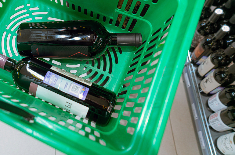 В российских магазинах появится автохтонное вино и коньяк России