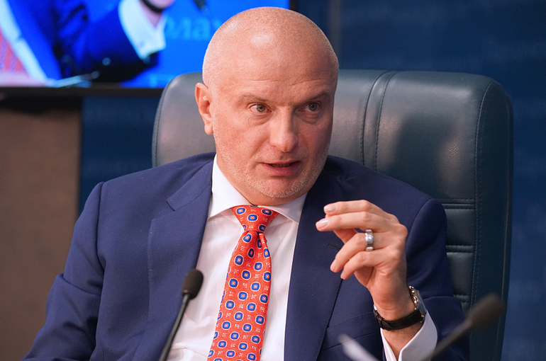 Клишас рассчитывает, что изменения в правила ротации госслужащих примут в ближайшее время