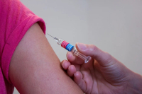 В Москве возбудили 24 уголовных дела из-за фиктивных сертификатов вакцинации