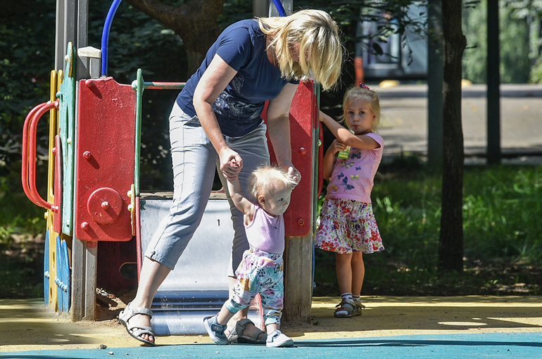 В России будут дополнять систему поддержки семей с детьми  