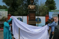 В Чечне открыли памятник Доктору Лизе
