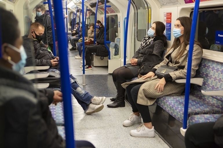 В Подмосковье могут запретить пользоваться общественным транспортом без QR-кода
