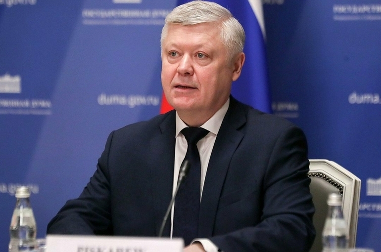 Пискарев: НПО в Праге обучают сбору секретных данных на постсоветском пространстве