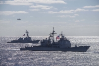Ракетный эсминец США направляется на учения в Чёрное море