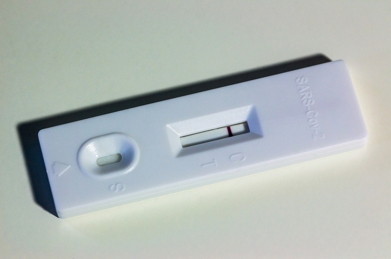 ФАС проверит цены на ПЦР-тесты