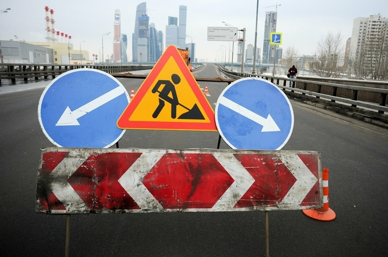 Правительство выделит 30 миллиардов рублей на ремонт дорог