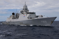 Нидерланды обвинили Россию в опасных полетах близ своего фрегата в Черном море