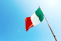 В Италии предложили запретить переход из одной парламентской группы в другую