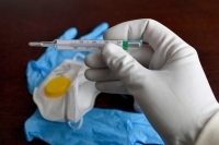 Эксперт: заболевшим после первой прививки от COVID-19 вторая не нужна