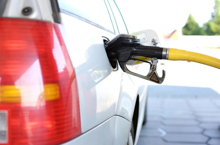 ФАС предложила увеличить объемы продаж бензина на бирже