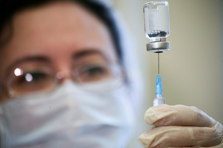 Каир получил новую партию российской вакцины «Спутник V»
