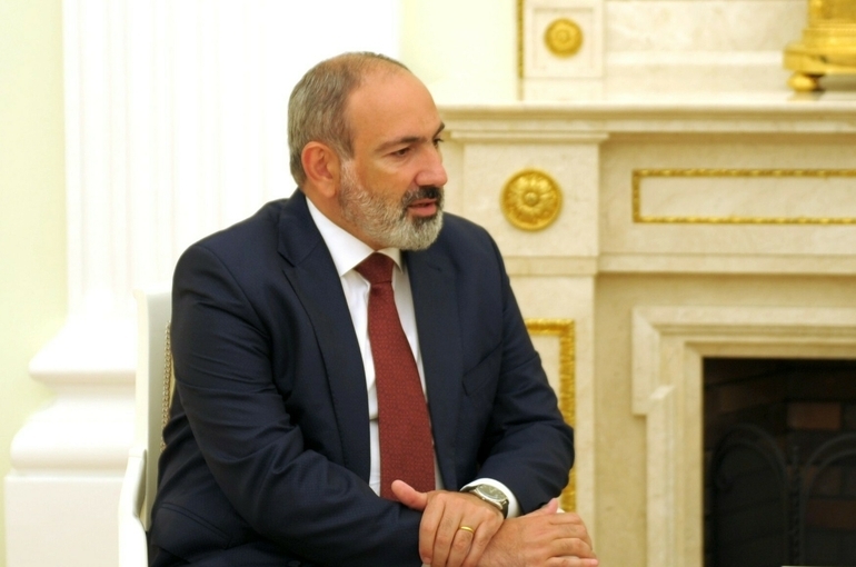 Пашинян предложил разместить посты ОДКБ вдоль границы Армении и Азербайджана