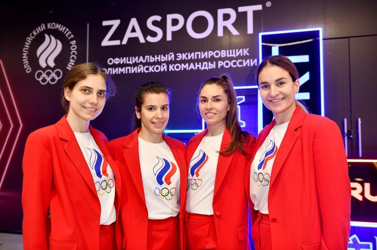 Российские саблистки взяли золото Олимпиады в командных соревнованиях