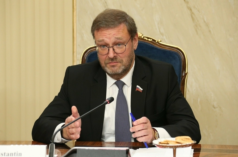 Косачев призвал обеспечить высокий уровень участия России в конференции спикеров парламентов