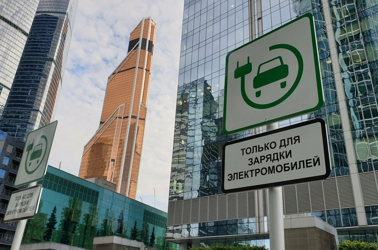 Выгодно ли иметь электромобиль в России