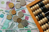 Кабмину поручили предотвращать снижение доходов малообеспеченных россиян