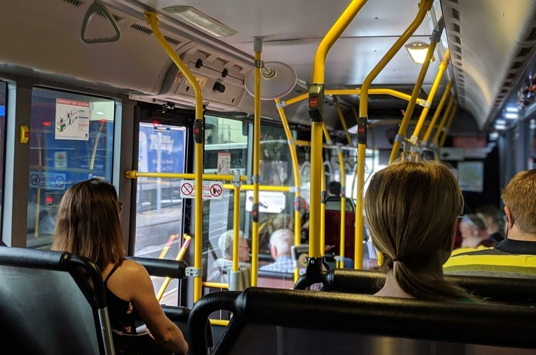 Водителям автобусов и такси ограничат время в пути в зависимости от самочувствия